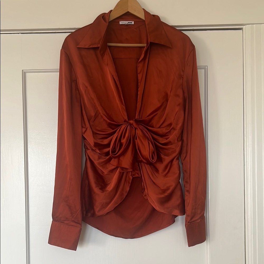 Adjustable Tie Silky Top
